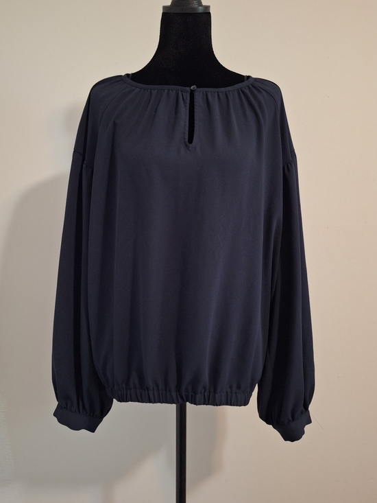 Nine West Tops - Nine West Navy Long-Sleeve Peasant Keyhole Neckline Top
